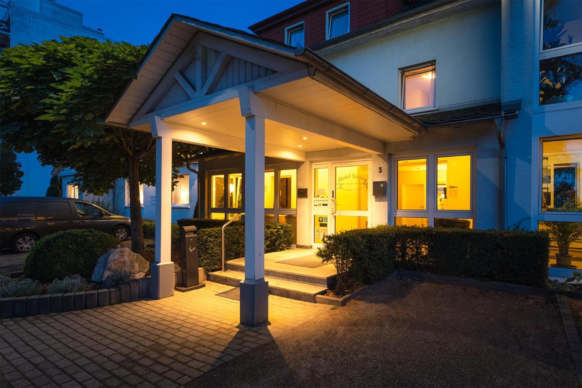 Hotel Sonne Bad Homburg vor der Hohe Bagian luar foto